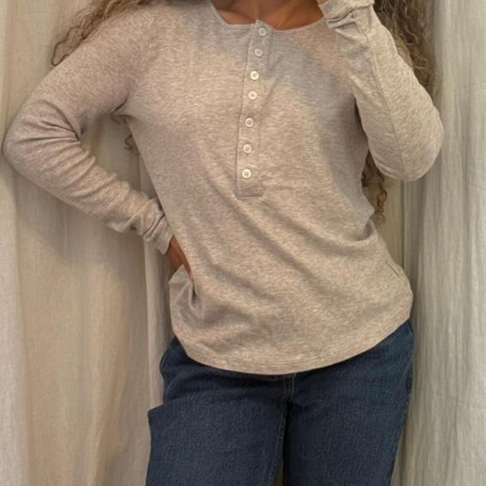 Ann-taylor Women's Grey and Cream Shirt